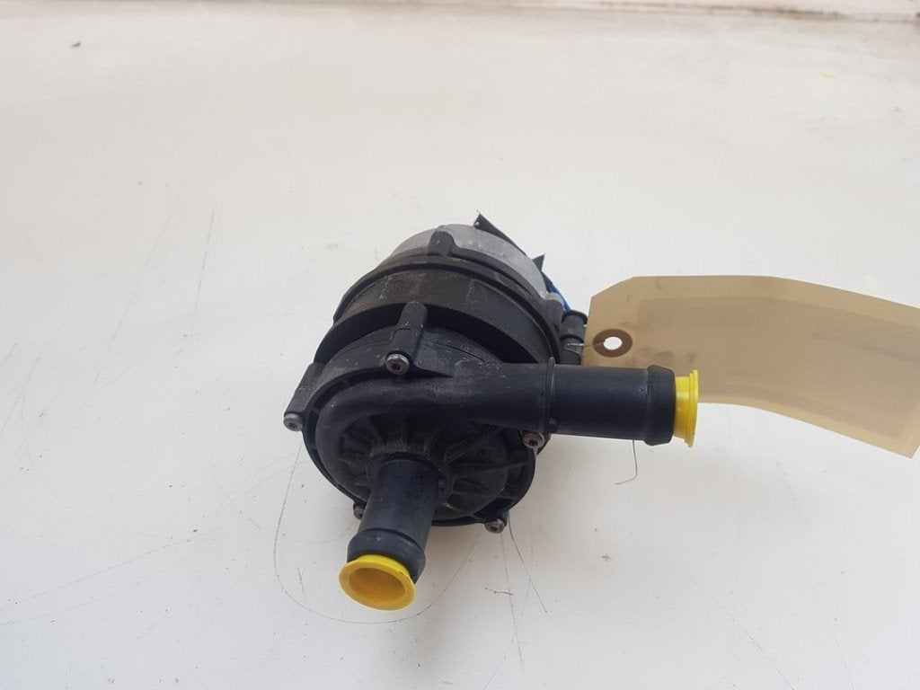 EXTRA WATERPOMP Volvo XC40 (XZ) (|32257968|), Auto-onderdelen, Gebruikt, Info@volvocars.com, Volvo, Volvo Car Germany GmbH