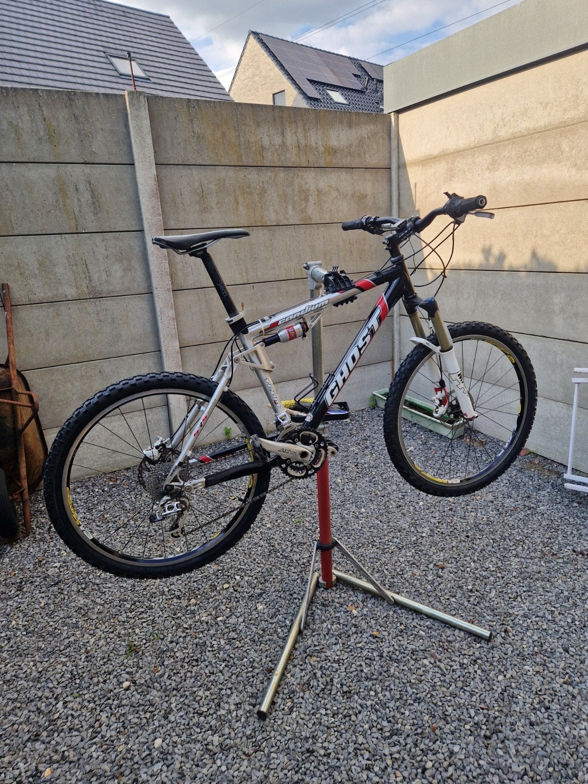 Mtb Ghost, Ophalen