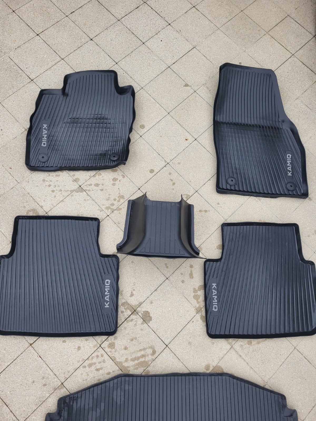 tapis skoda kamiq, Enlèvement
