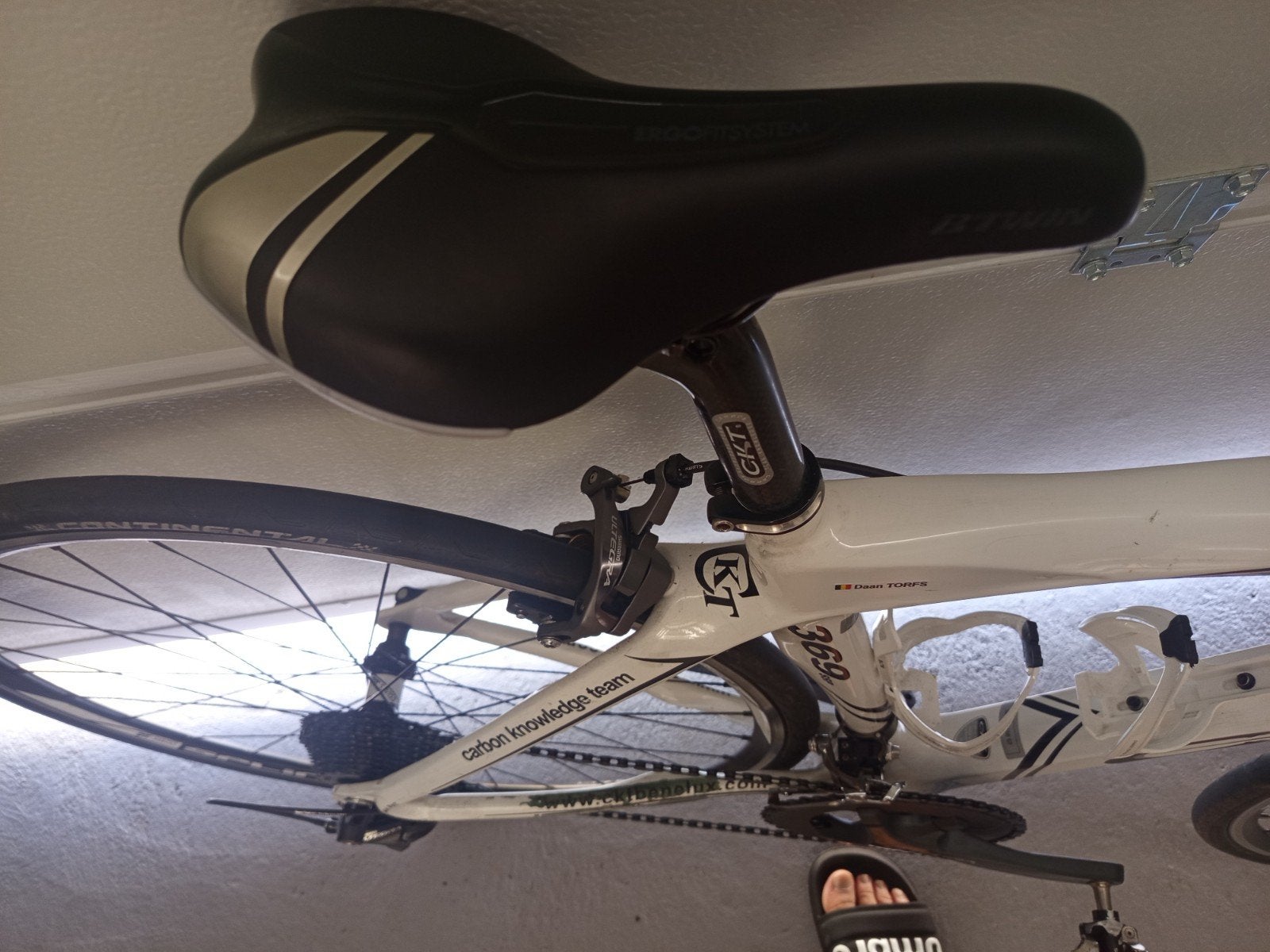 Koersfiets met ultegra groep op, Ophalen