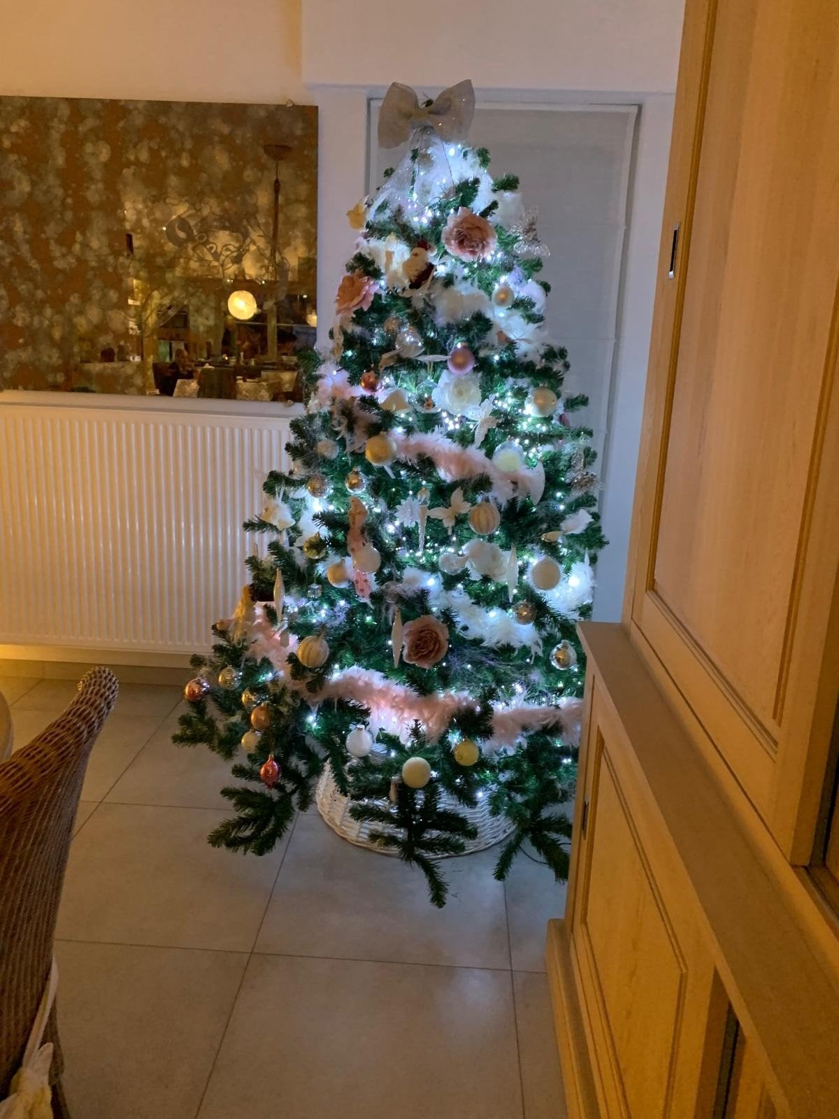 Prachtige kunstkerstboom 1.80m, Ophalen