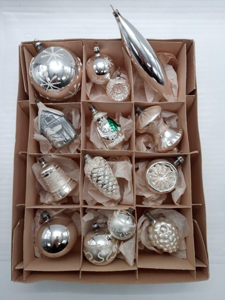 14 boules de Noël vintage en verre argenté., Divers, Enlèvement ou Envoi, Utilisé