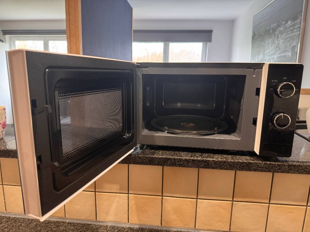 Four à micro-ondes samsung à vendre, Ophalen, Microgolfoven, Tussenbouw, Zo goed als nieuw