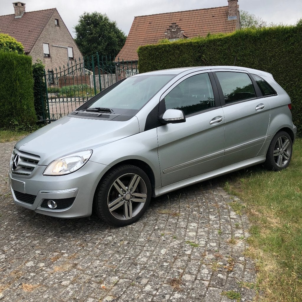 Mercedes-Benz B180 CDI Sports Tourer in zeer goede staat, Autos, Mercedes-Benz, Achat, Noir, 1500 kg, Particulier