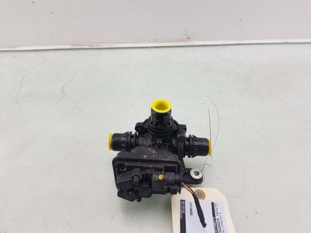 EXTRA WATERPOMP BMW iX (I20) (|64119462114|9462114|), Gebruikt, BMW, Petuelring 130
80809  München, DE, Bayerische Motoren Werke AG