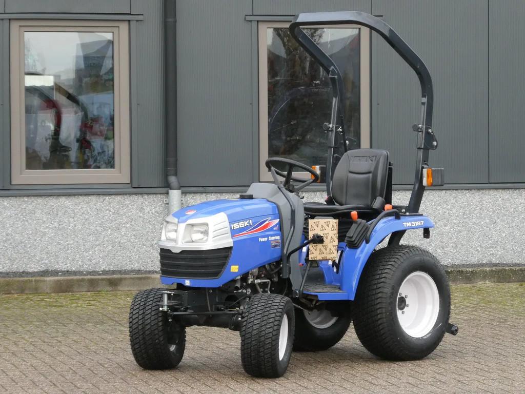 Iseki TM3187 4wd / 00129 Draaiuren / Extra Brede Gazonbanden, Zakelijke goederen, Landbouw | Tractoren, Overige merken, Gebruikt