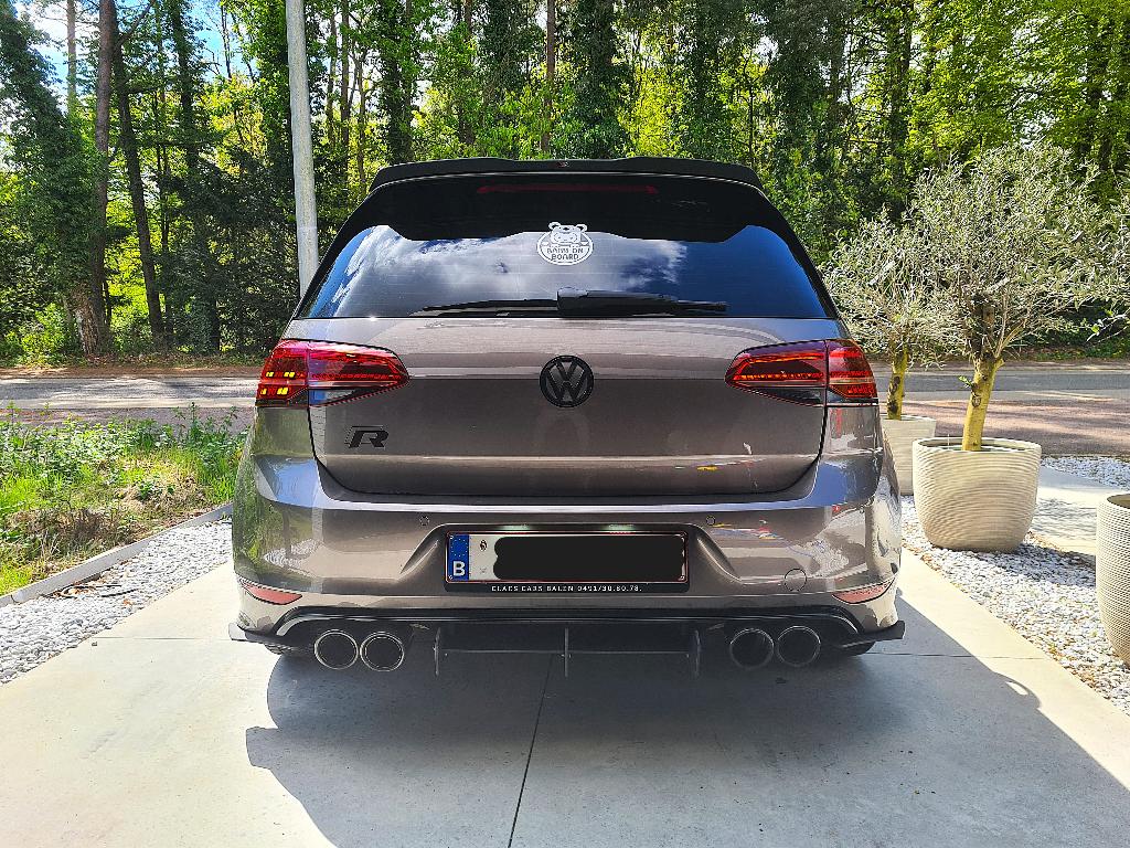 Volkswagen Golf 7 7.5 R-look in topconditie, Autos, Volkswagen, Particulier, Golf, Essence, Euro 6, Boîte manuelle, Noir, Alcantara