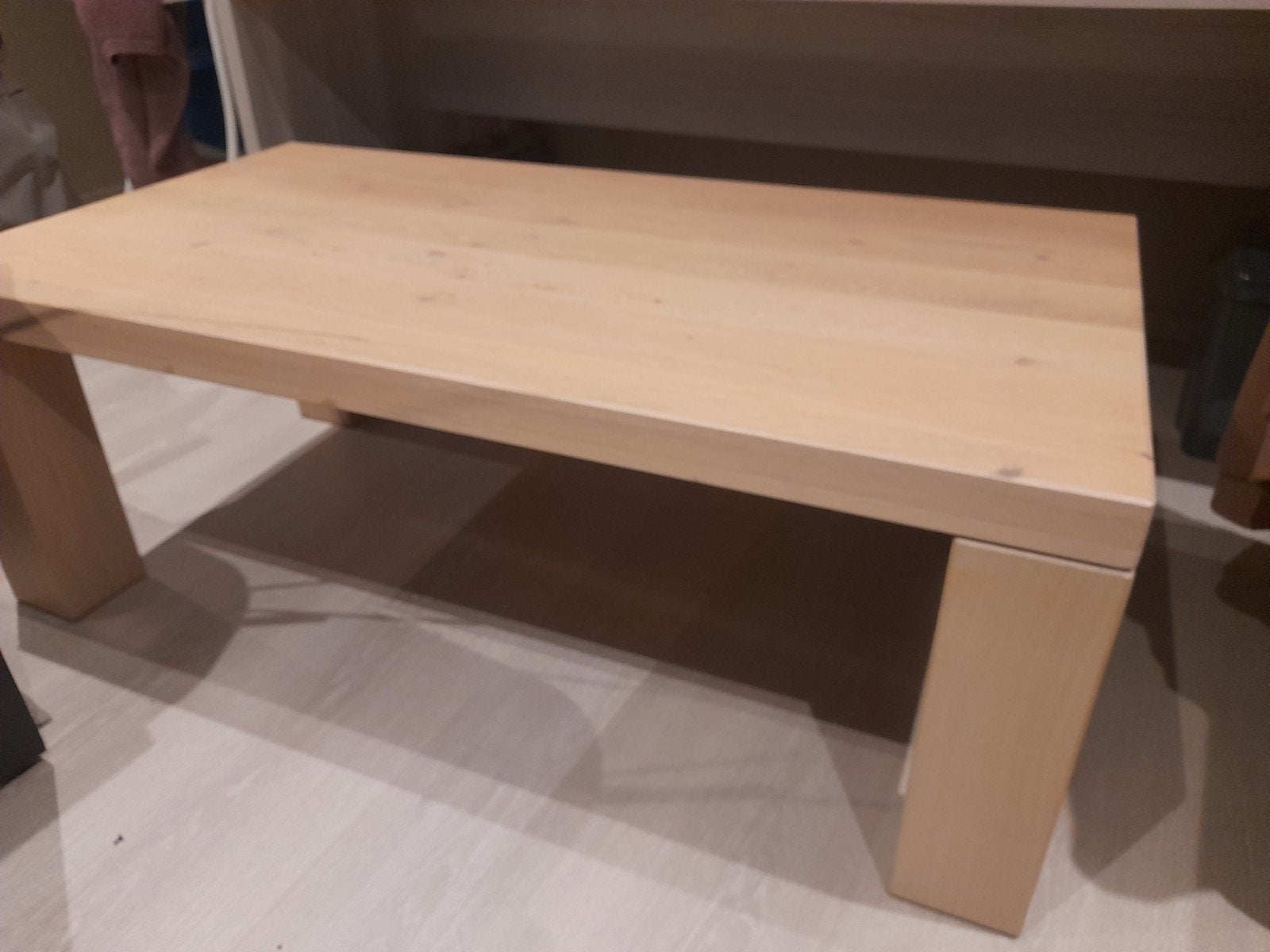 Salontafel in massief eik, Ophalen