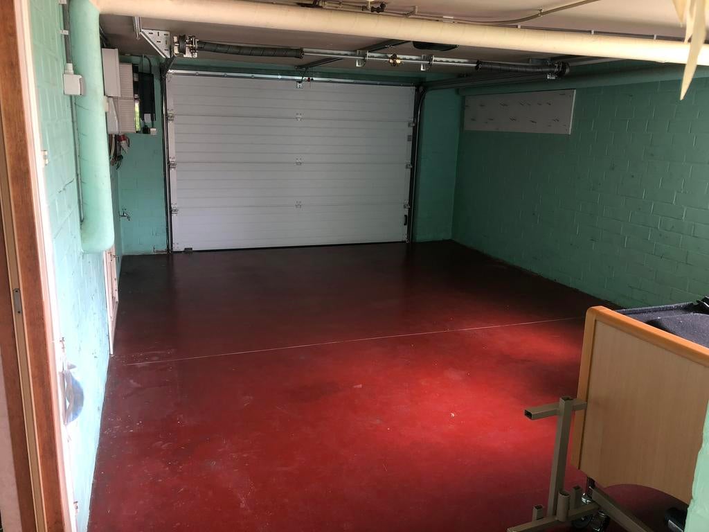 Leegmaken van woningen zolder garages enz