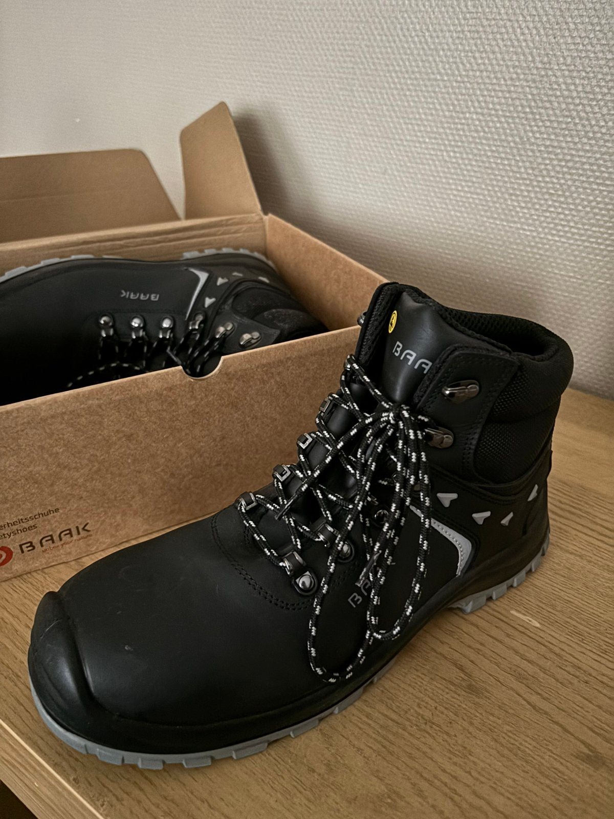 Chaussures de sécurité hautes, Enlèvement, Comme neuf