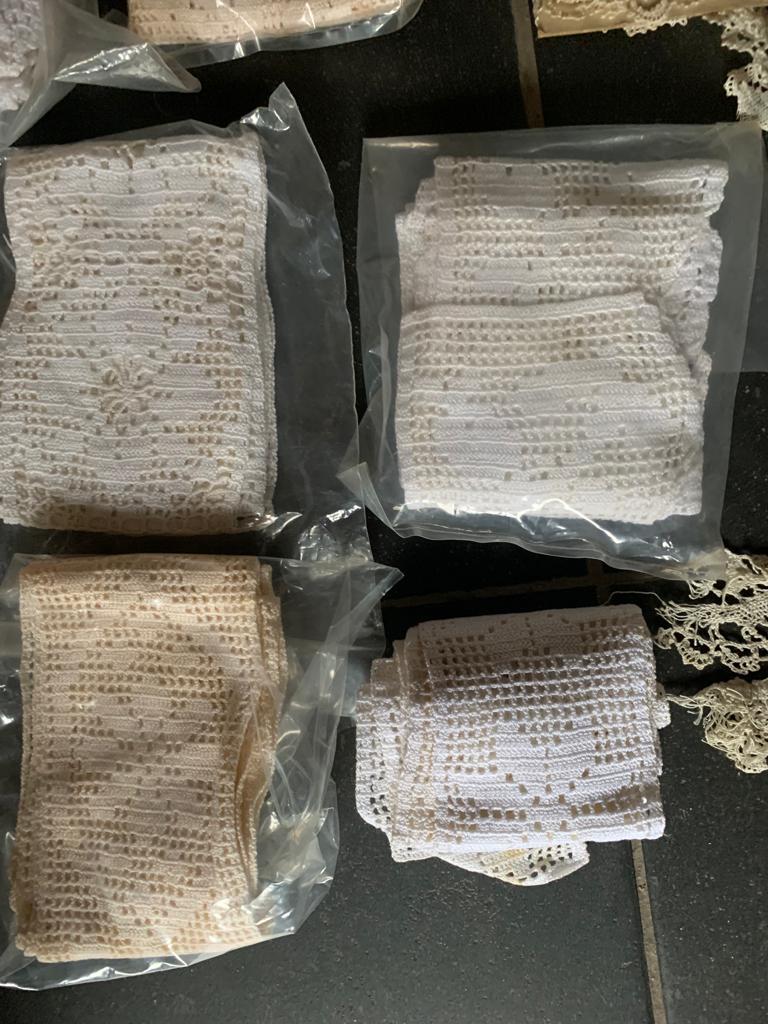 Verschillende gehaakte boorden, Hobby en Vrije tijd, Breien en Haken, Ophalen of Verzenden, Zo goed als nieuw