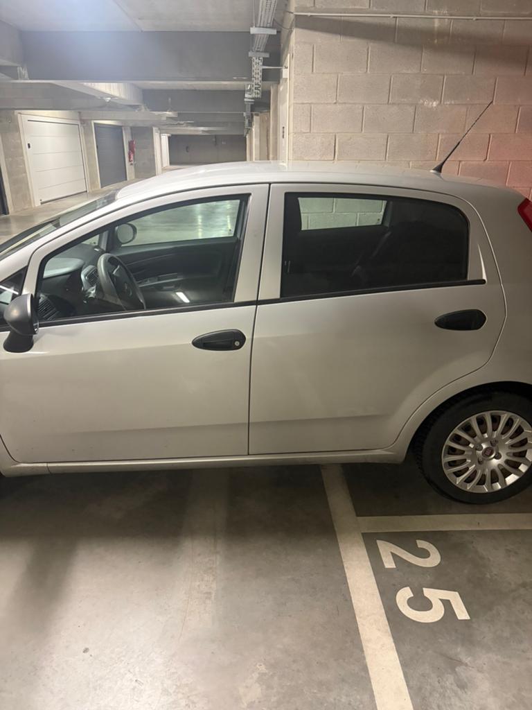 Fiat grande punto 1,2 - 2013, Autos, Fiat, Achat, 50 kW, Grande Punto, Noir