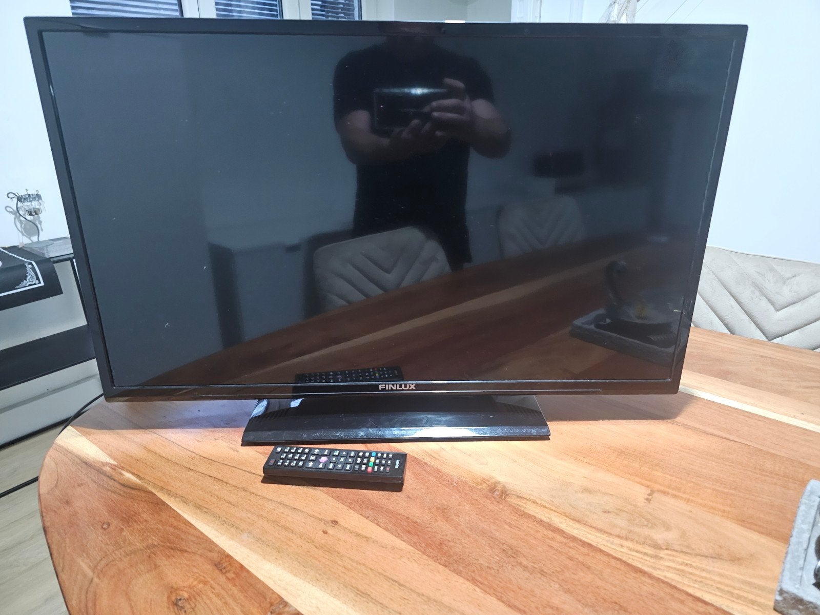 Tv finlux, Computers en Software, Dockingstations, Ophalen