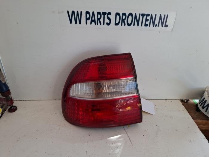 Achterlicht links van een Volvo V40, Auto-onderdelen, Gebruikt, -, -, Ophalen of Verzenden