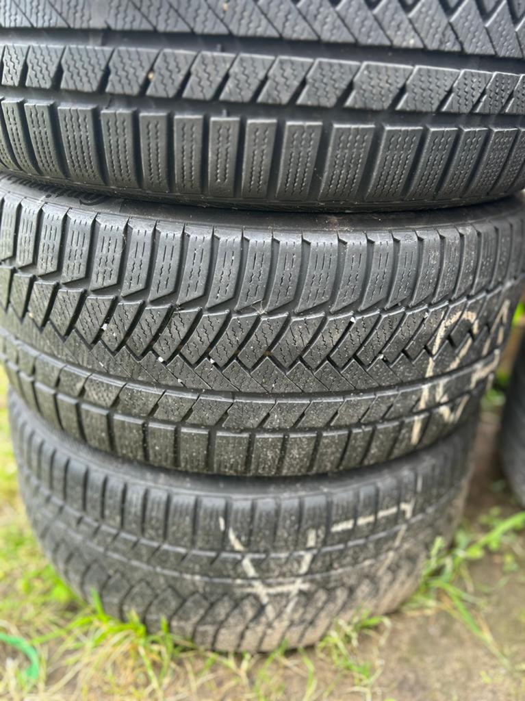 Winterbanden Continental 235/40 R18, Enlèvement, Comme neuf