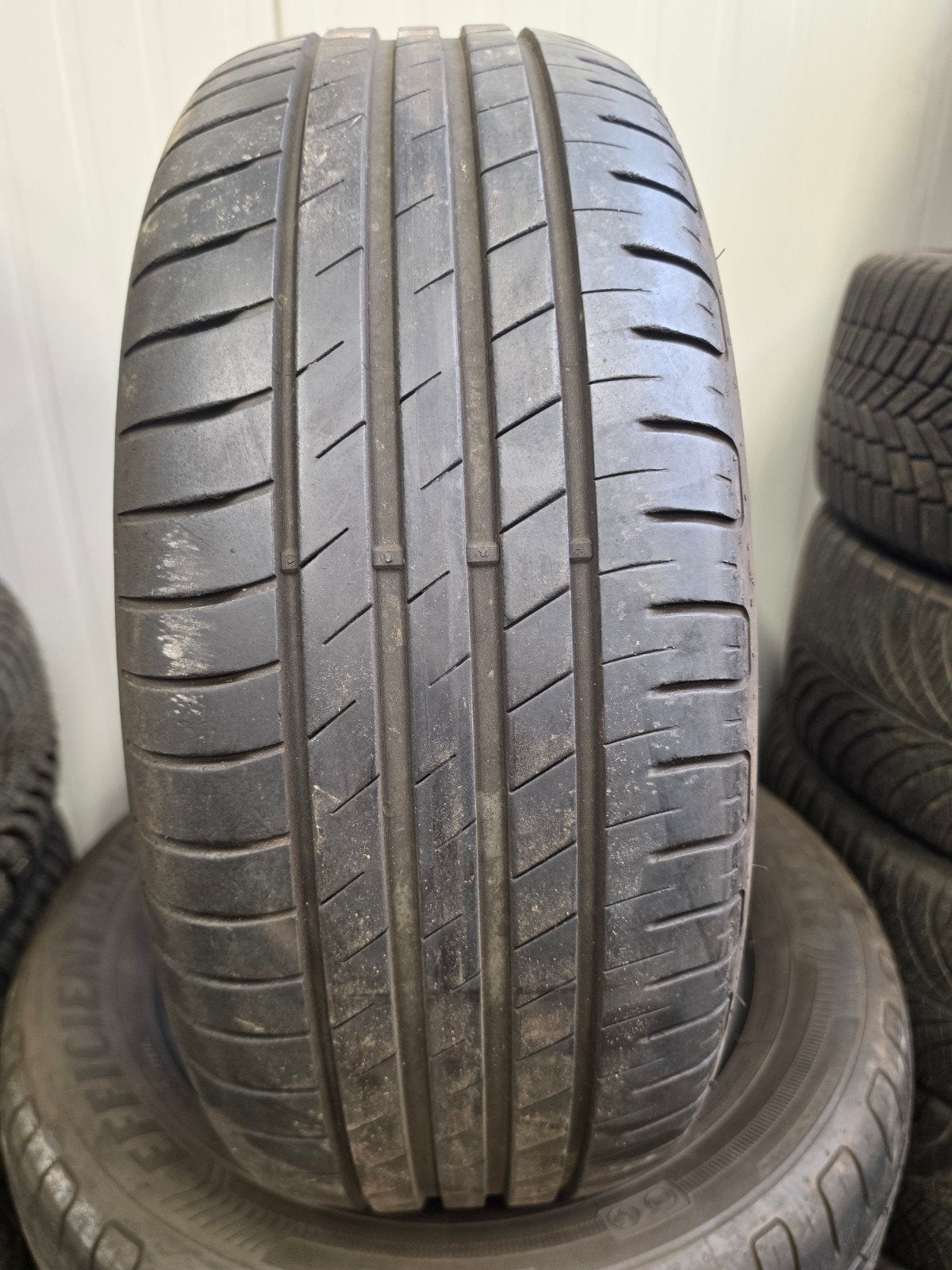 215/60 r16 Goodyea 21560r16 chacun avec montage, Autos : Pièces & Accessoires, Enlèvement ou Envoi