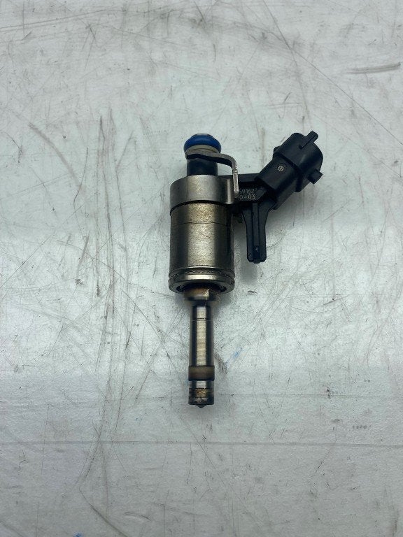 INJECTOR BRANDSTOF BMW 1 serie (F20) (01-2010/06-2019), Auto-onderdelen, Dhr. J. Ham, Gebruikt, Administratie@autoham.nl, BMW