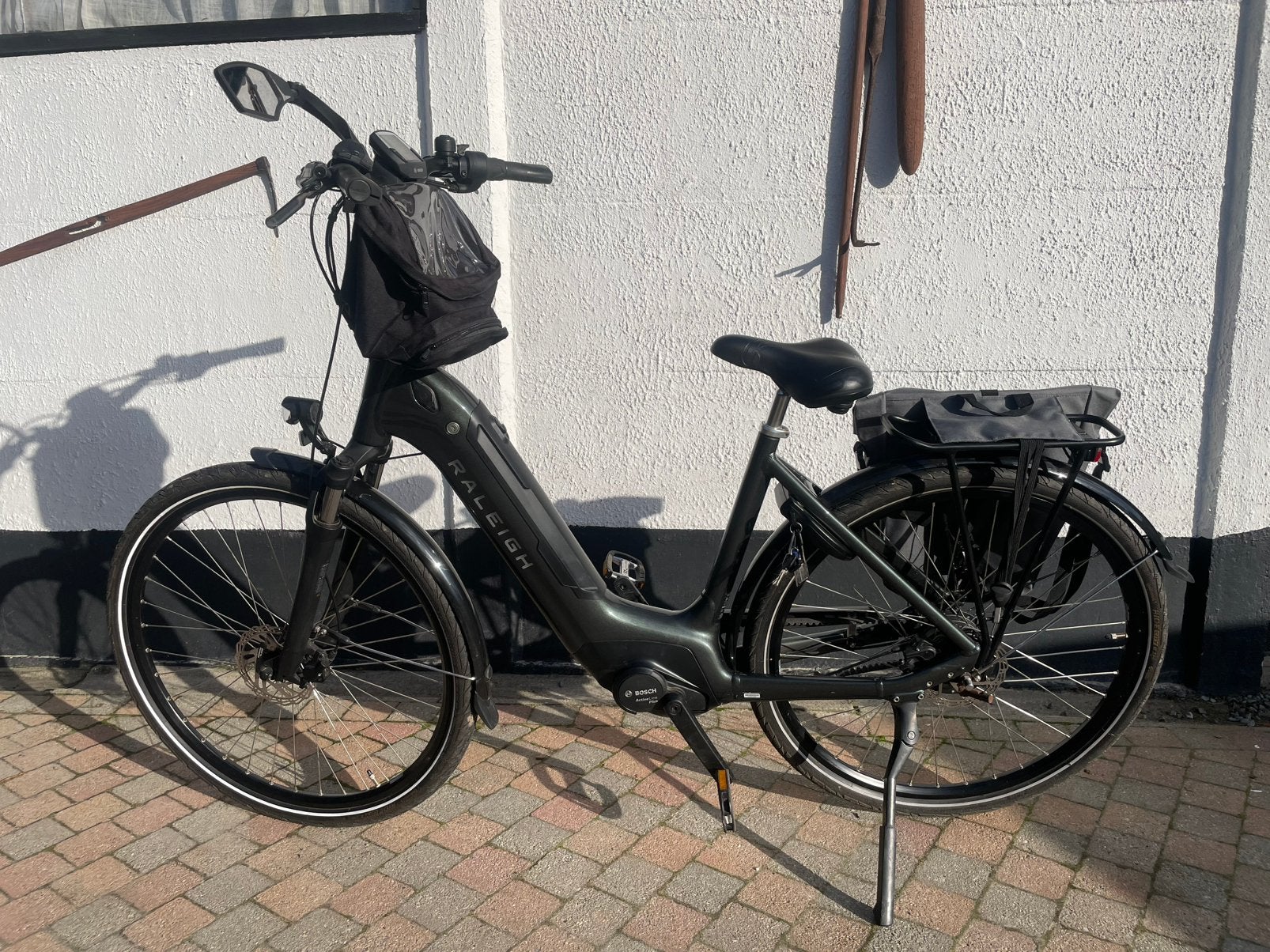 Elektrische fiets Raleigh met bosch motor, Ophalen, Gebruikt, 50 km per accu of meer, Overige merken