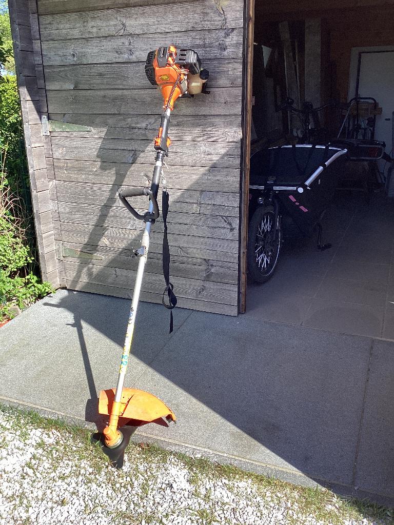 Bosmaaier, Ophalen, Zo goed als nieuw, Benzine