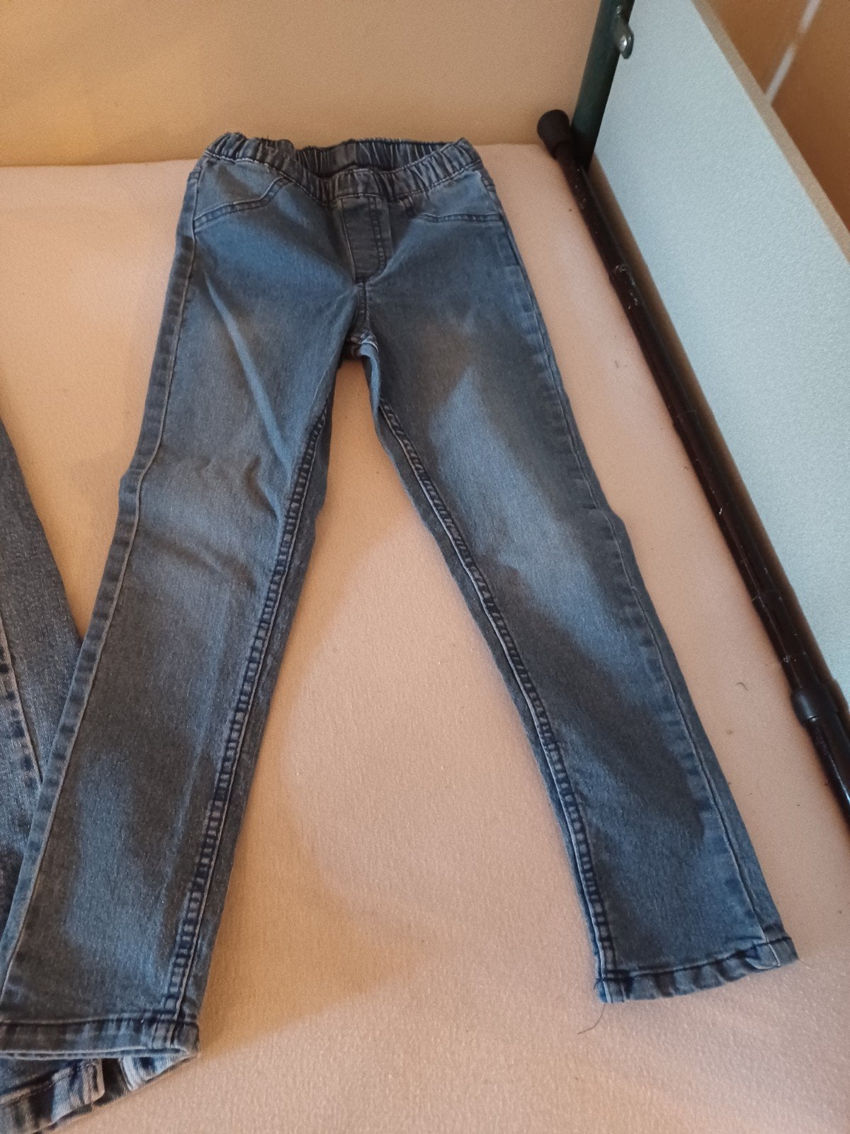 jeansbroekjes voor meisje, Enlèvement