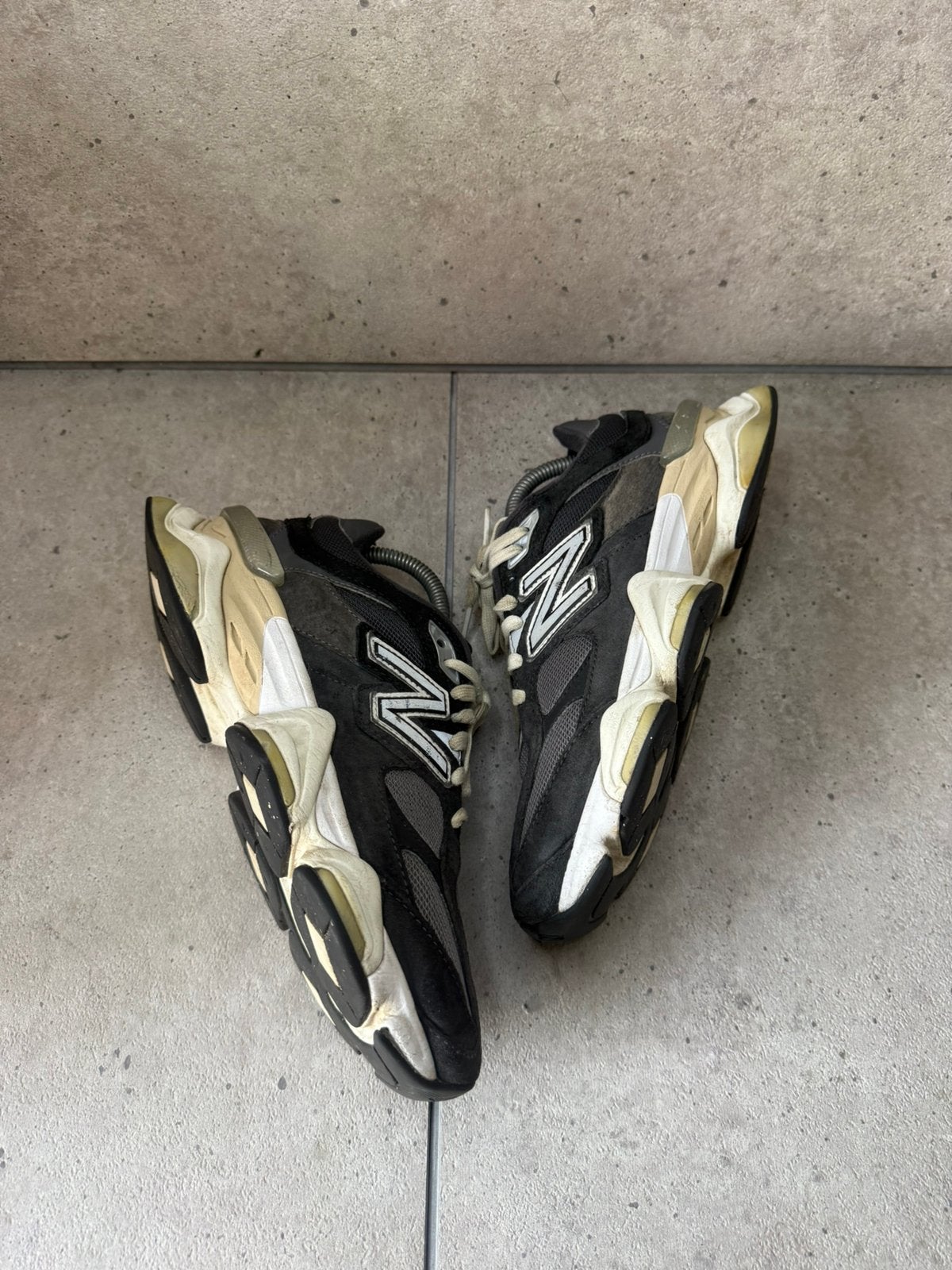New Balance 9060 Zwart 39.5, Enlèvement ou Envoi, Comme neuf, Noir, Sneakers et Baskets