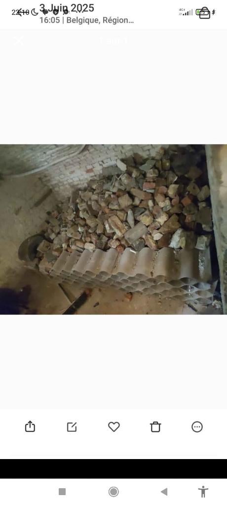 Remblais a donné, Jardin & Terrasse, Pavé & Dalles, Béton, Enlèvement, Utilisé, Briques