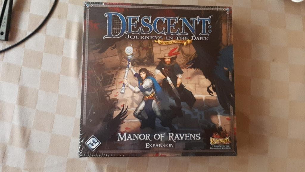 jeu plateau Seal Descent Journeys in the Dark Manor Ravens, Trois ou quatre joueurs, Enlèvement ou Envoi, Neuf