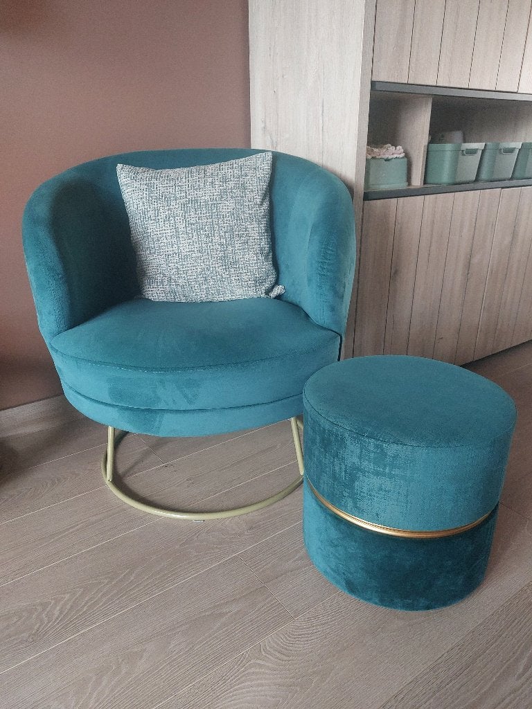 Fauteuil + poef, Huis en Inrichting, Ophalen, Zo goed als nieuw
