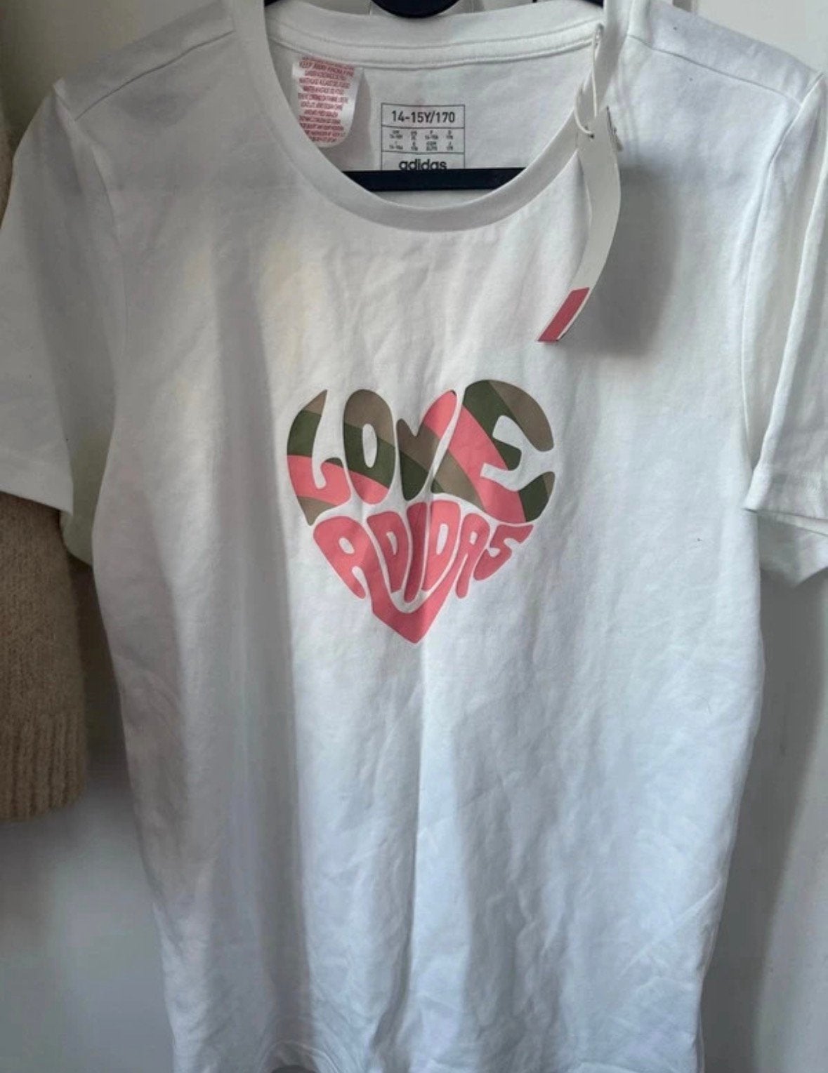 T-shirt van Adidas, Ophalen of Verzenden, Nieuw