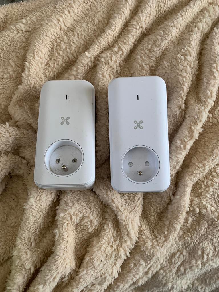 PLC-adapters - 1 doos met 2 PLC, Ophalen, Zo goed als nieuw