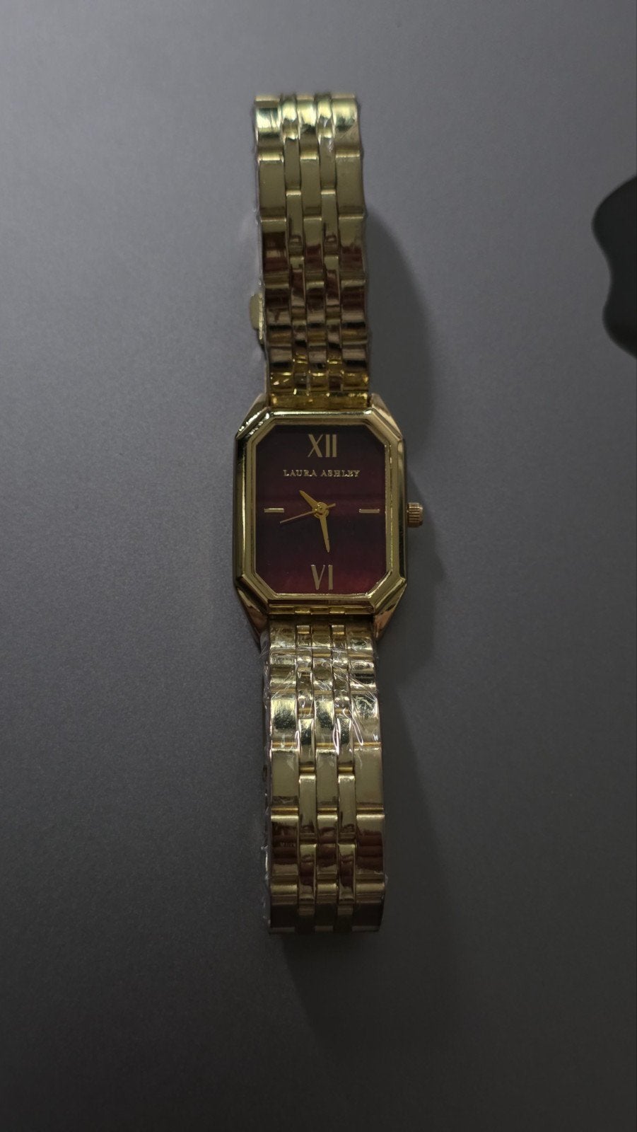 Montre Laura Ashley pour femme (doré/bordeaux) - Toute neuve, Enlèvement ou Envoi, Or, Or