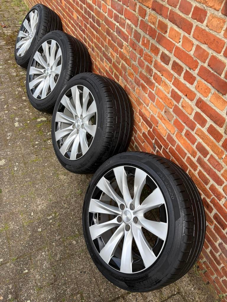 Tesla model 20 performance jantes 20 pouce, Autos : Pièces & Accessoires, Pneus & Jantes, Pneus et Jantes, Pneus été, 20 pouces