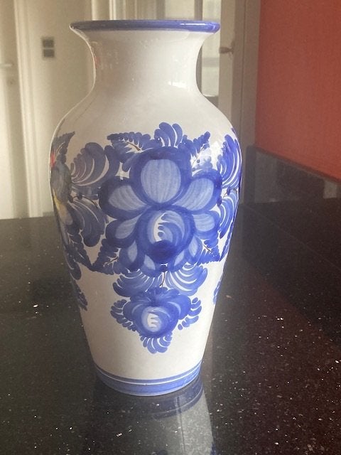 Mooie vaas in keramiek, 28 cm hoog. Perfecte staat, Ophalen of Verzenden, Zo goed als nieuw, Blauw