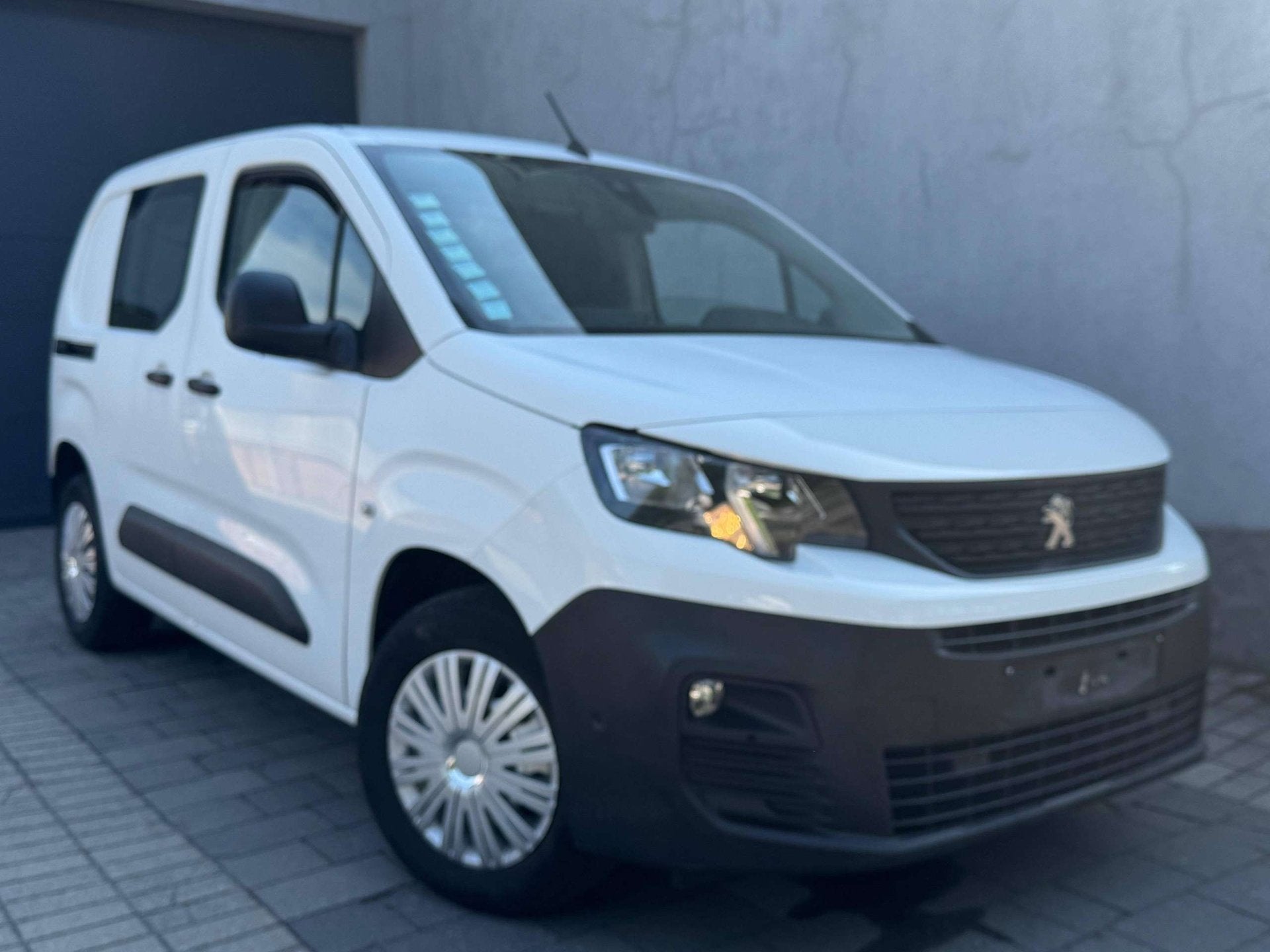Peugeot Partner 1.5 BlueHDi L1 STD Heavy Aspha AUTOMAAT 2019, Autos, Achat, Euro 6, Entreprise, 5 portes