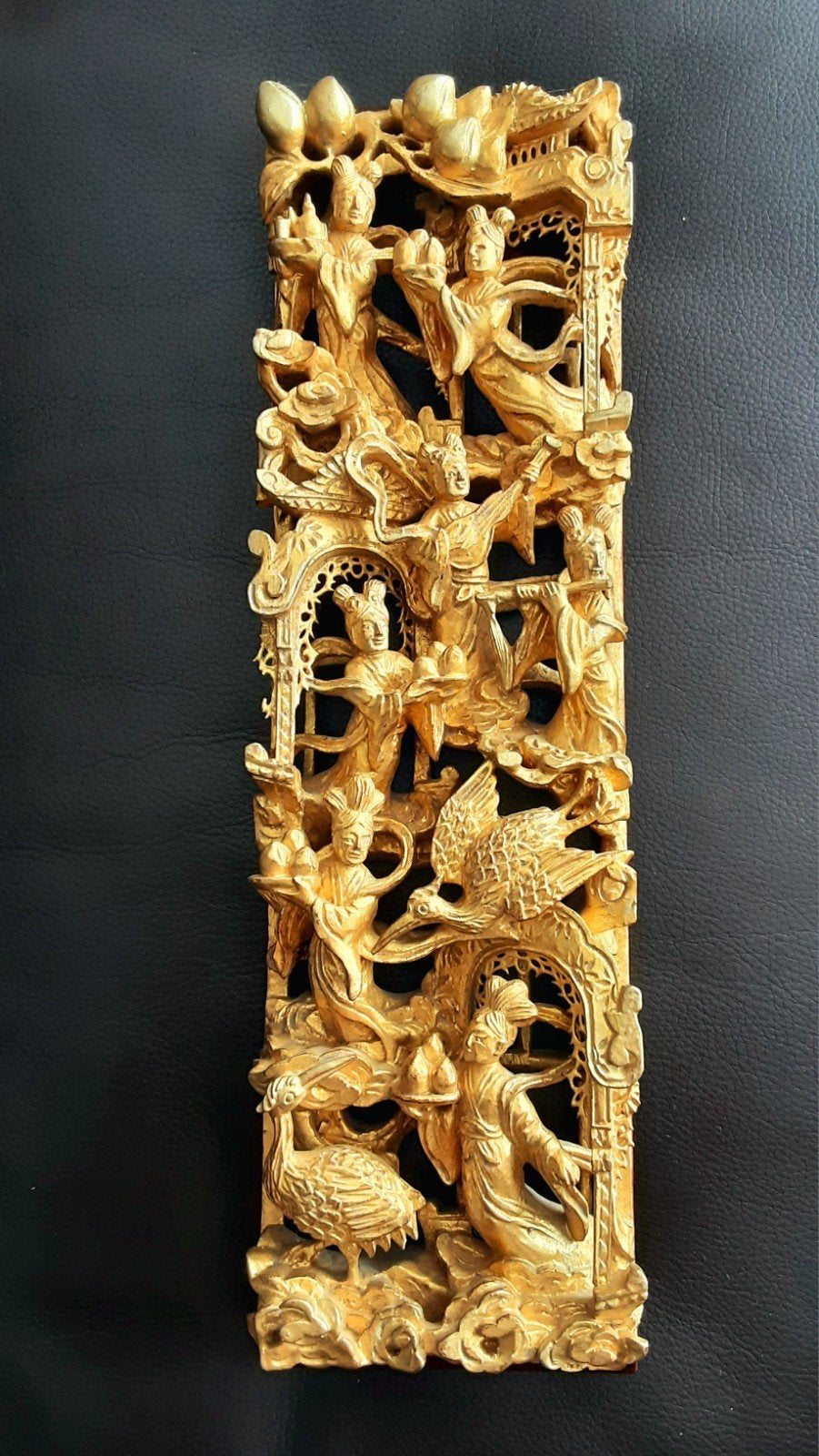 Chinees paneel in hoogrelief verguld, Antiek en Kunst, Ophalen of Verzenden, Hout