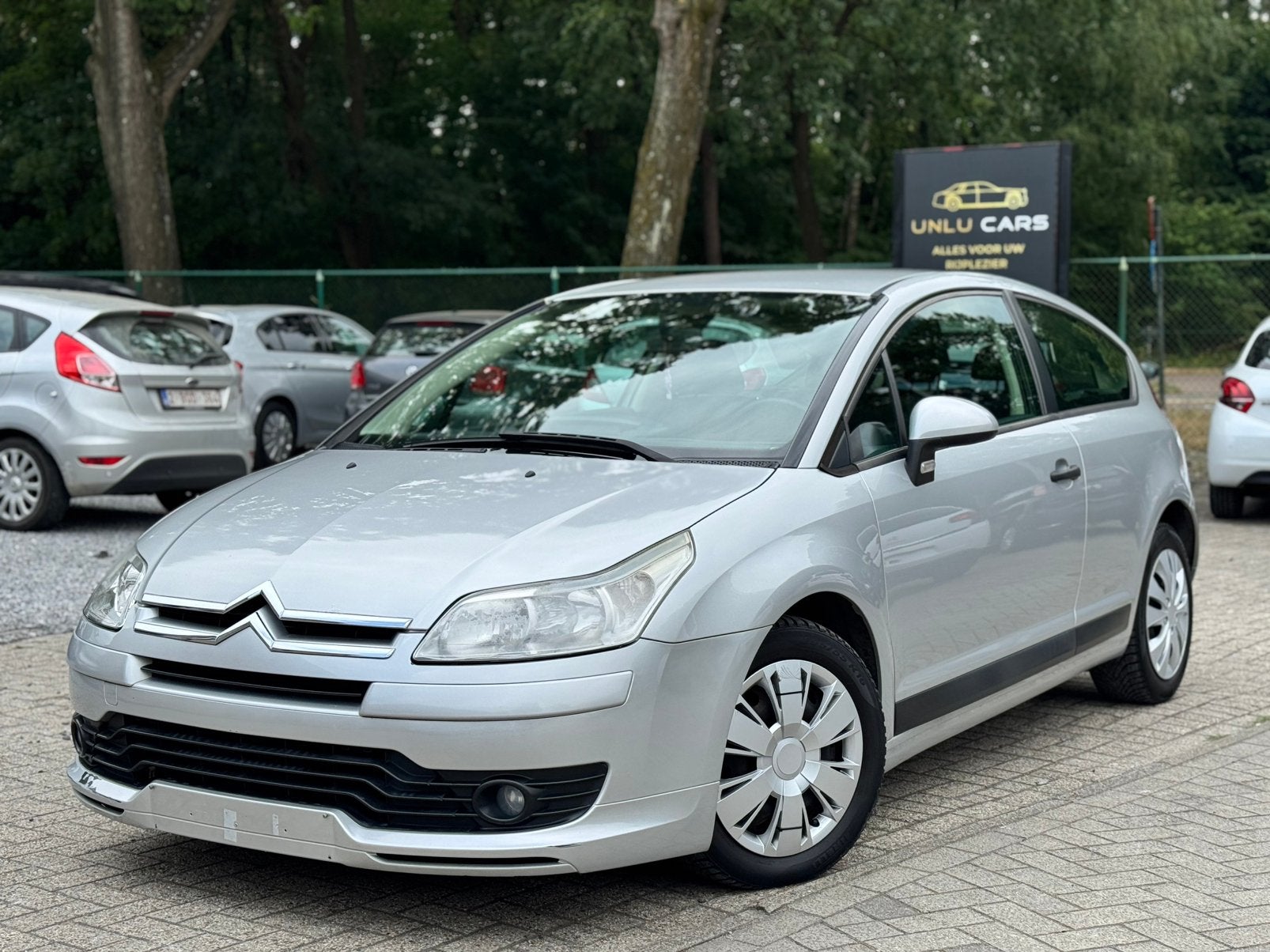 CITROEN C4 1.4 BENZINE 136.000KM, Voorwielaandrijving, Stof, 1360 cc, Airbags