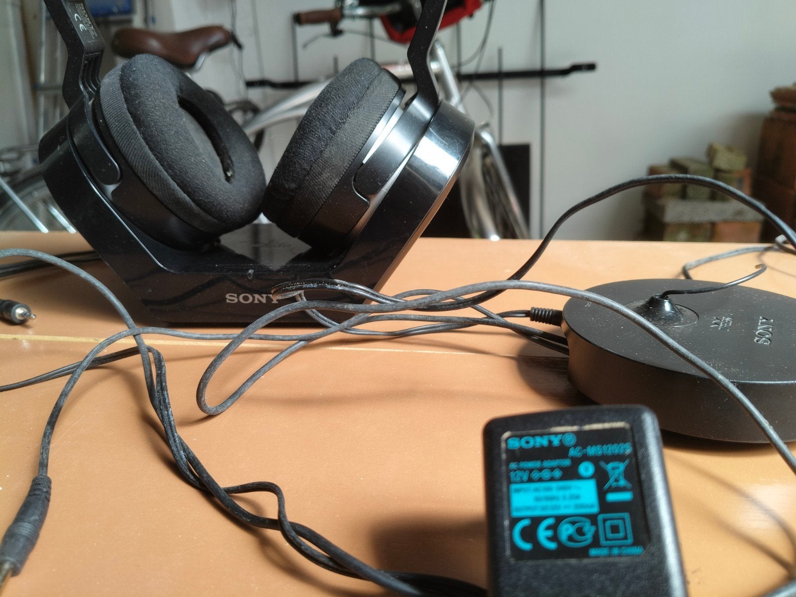 draadloze koptelefoon van Sony, Ophalen, Gehoorbeschermer, Zo goed als nieuw, Sony