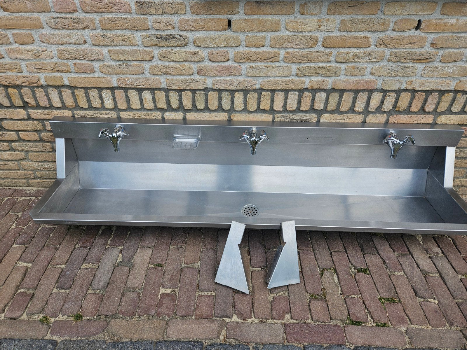 évier/lavabo/évier Inox Intersan 1,80 m 3 mitigeurs, Enlèvement, Comme neuf, Inox, Lavabo