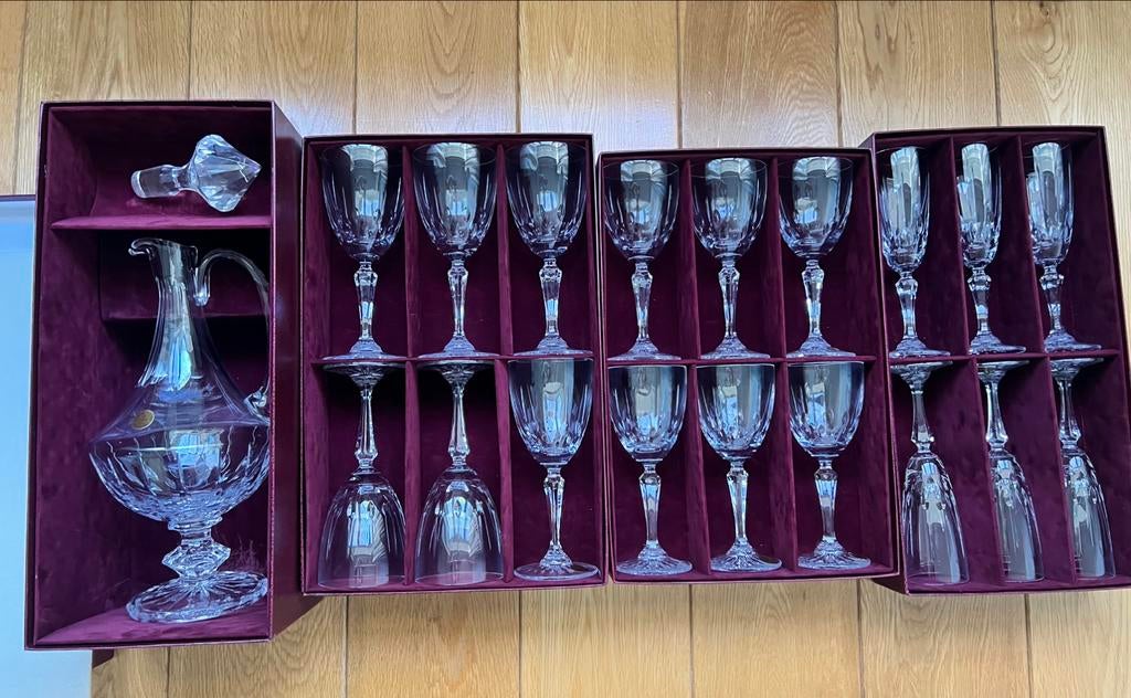 Grands Dukes kristallen glazen + geassorteerde karaf, Ophalen