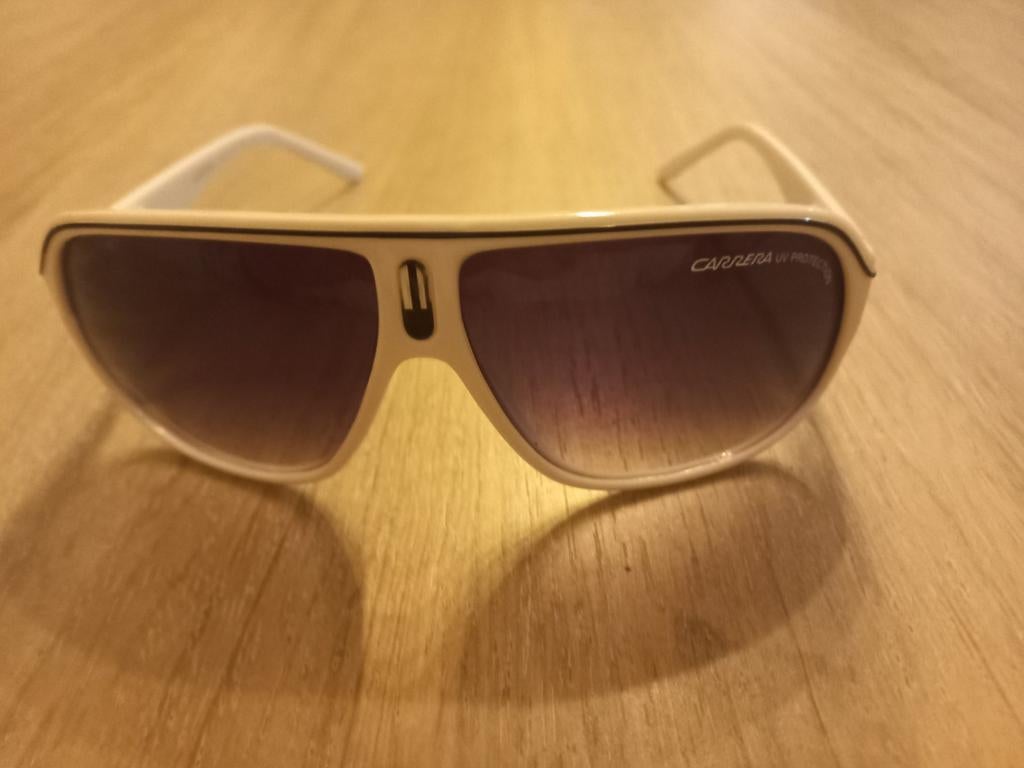 Zonnebril unisex, Ophalen of Verzenden, Nieuw, Wit, Zonnebril