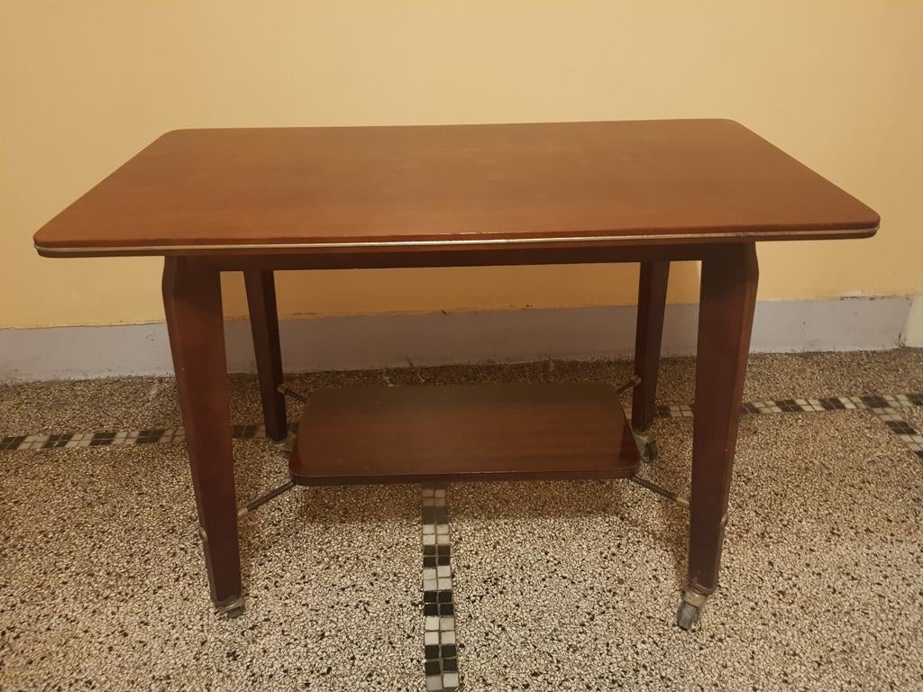 Table desserte, Enlèvement