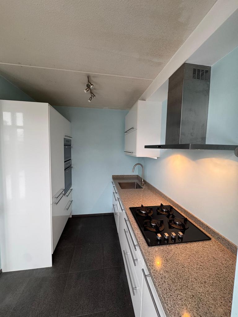 Nette Rechte Keuken Hoogglans Wit + Apparatuur GEDEMONTEERD, Huis en Inrichting, Keuken | Complete keukens, Enkelwandige keuken