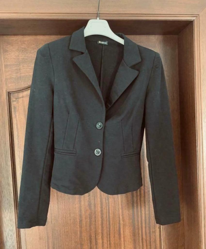 Veste noire à boutons (blazer), marque Apple, Vêtements | Femmes, Vestes & Costumes, Porté, Taille 36 (S), Noir, Enlèvement ou Envoi