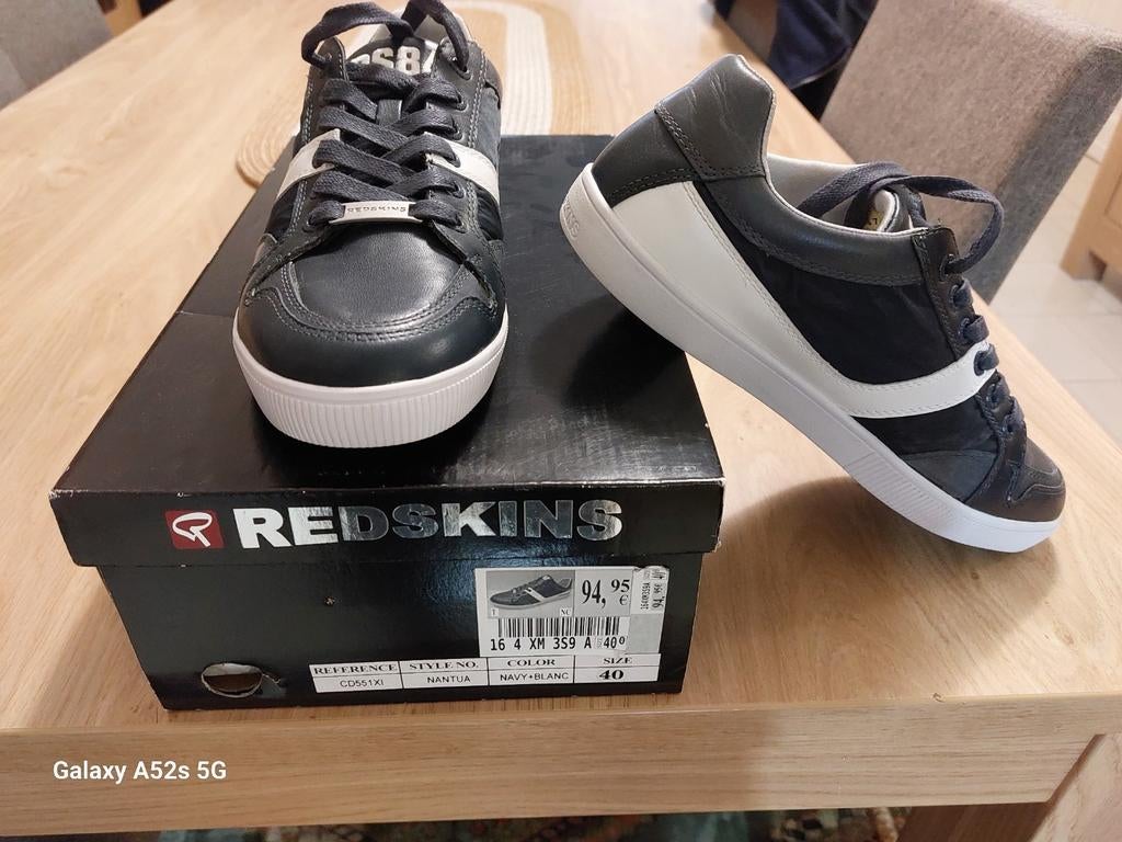 Chaussures redskins tout cuir neuve point 40  pour 30 €, Enlèvement, Comme neuf, Chaussures