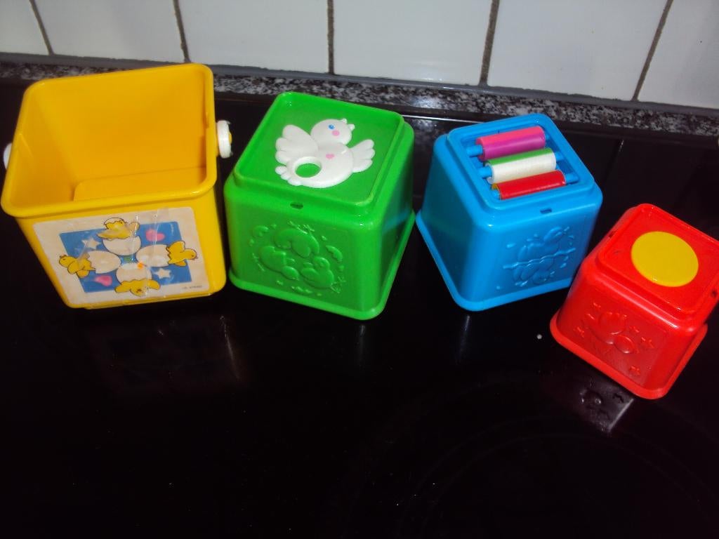 Fisher Price activity stapelpotjes *VINTAGE*, Kinderen en Baby's, Ophalen of Verzenden
