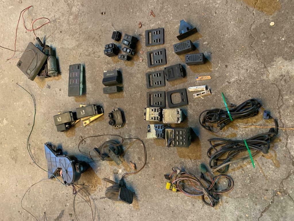 E30 obc verwarmde sproeiers schakelaars, Ophalen of Verzenden, Gebruikt