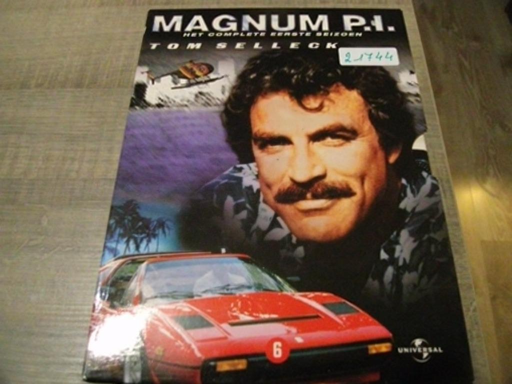 magnum p.i   6 disc box, Enlèvement ou Envoi, Coffret