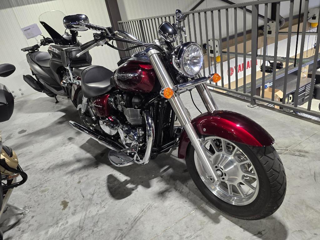 Triumph Bonneville America, Motoren, 2 cilinders, Motorrijbewijs A, Bedrijf, Meer dan 35 kW