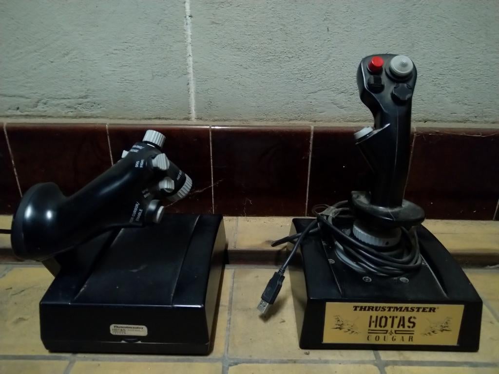 Thrustmaster HOTAS Cougar ( replica du F-16), Enlèvement