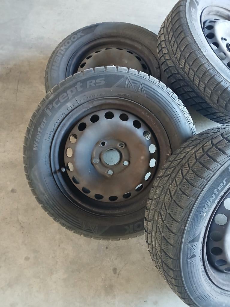 Pneus d'hiver avec jante 195/65R15, Autos : Pièces & Accessoires, Enlèvement, Utilisé, Pneu(s)